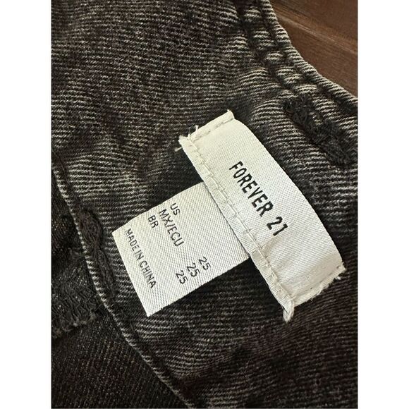 Forever 21 Black Belted Jeans size 25 - Picture 3 of 9